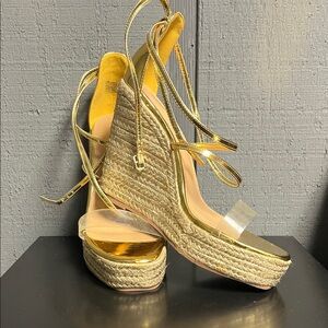 Shoe Dazzle Metallic Gold Espadrille Wedges